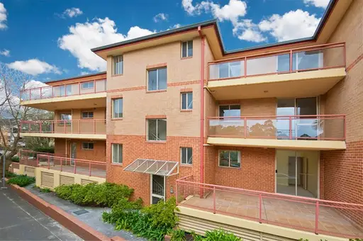 8/10 Gordon Avenue, Chatswood Sold by Shead Property