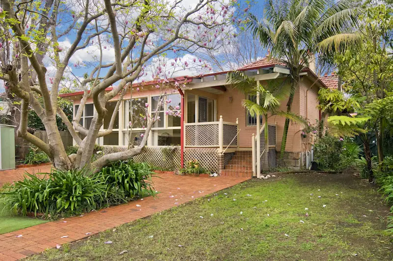 201 Mowbray Road, Willoughby Sold by Shead Property - image 1