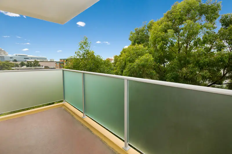 28/43 Johnson Street, Chatswood Sold by Shead Property - image 1