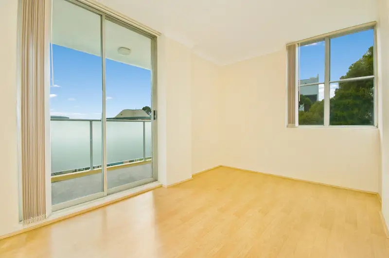 28/43 Johnson Street, Chatswood Sold by Shead Property - image 1