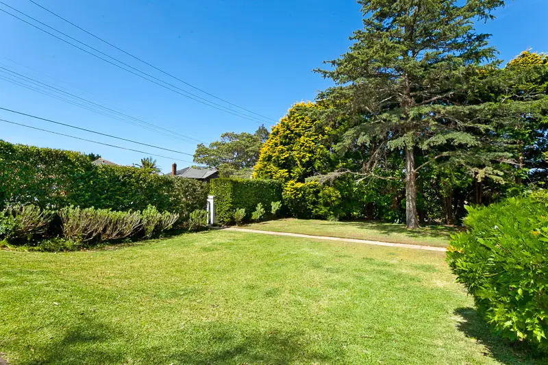 14 The Grove, Roseville Sold by Shead Property - image 1