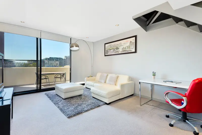 1716/1 Grandstand Parade, Zetland Sold by Shead Property - image 1