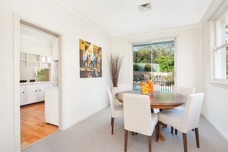 3 The Citadel, Castlecrag Sold by Shead Property - image 1