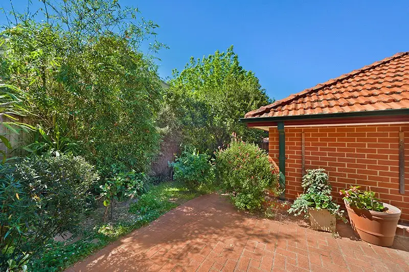 2/32 Kitchener Road, Artarmon Sold by Shead Property - image 1