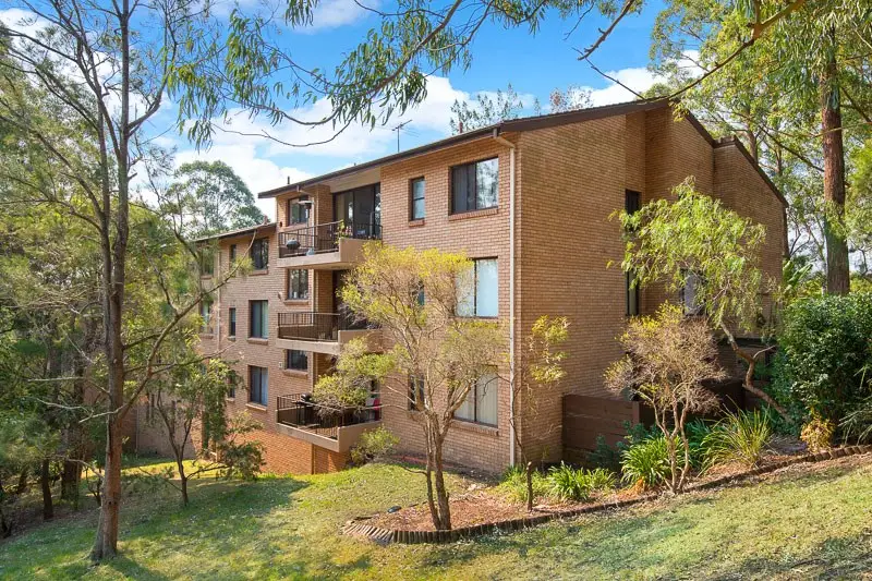 27/5 Durham Close, Macquarie Park Sold by Shead Property - image 1