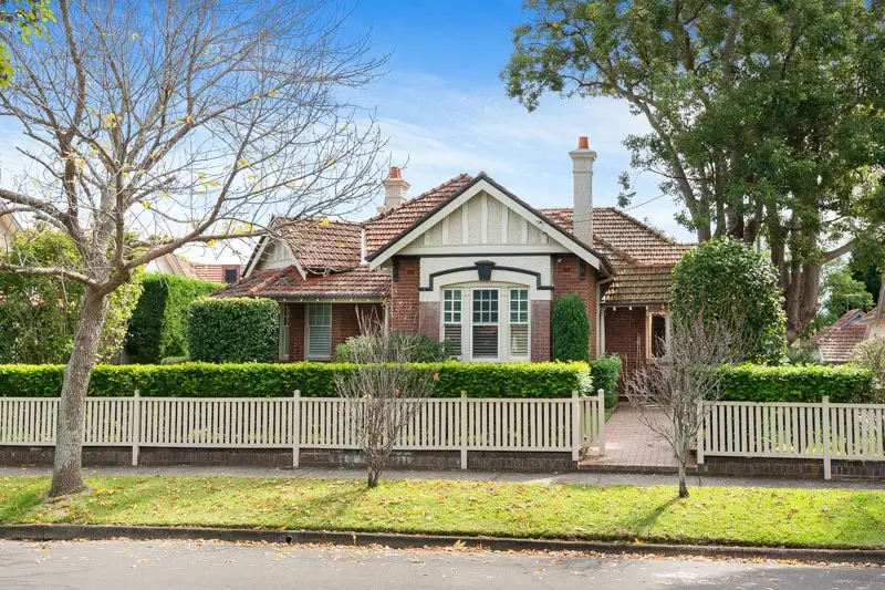 17 Findlay Avenue, Roseville Sold by Shead Property - image 1