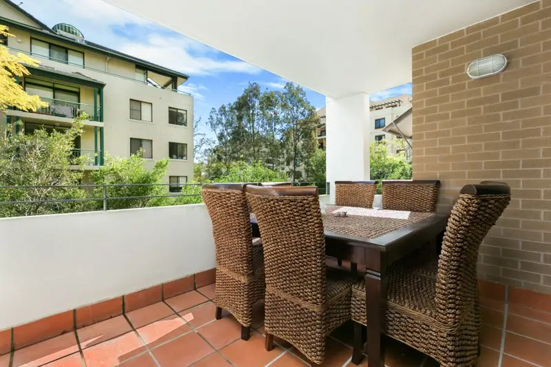 202/6 Freeman Road, Chatswood Sold by Shead Property - image 1