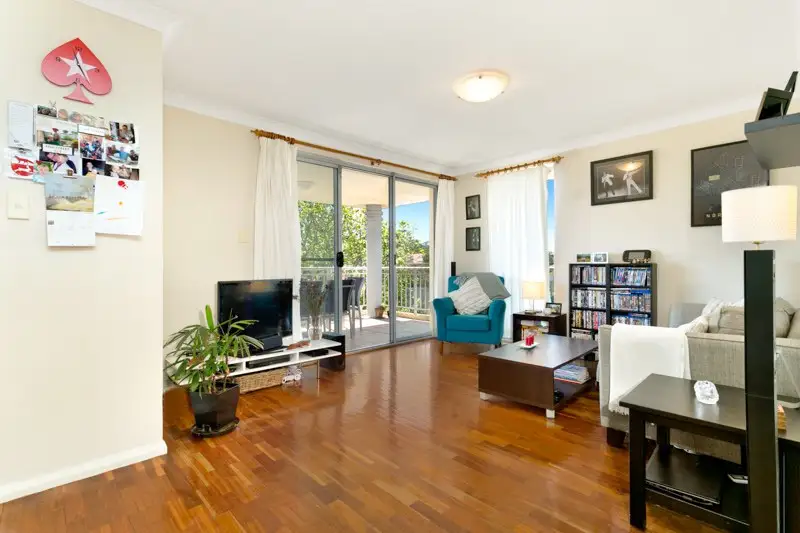 7/1-3 Gordon Avenue, Chatswood Sold by Shead Property - image 1