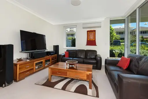 103/2-4 Peninsula Drive, Breakfast Point Sold by Shead Property