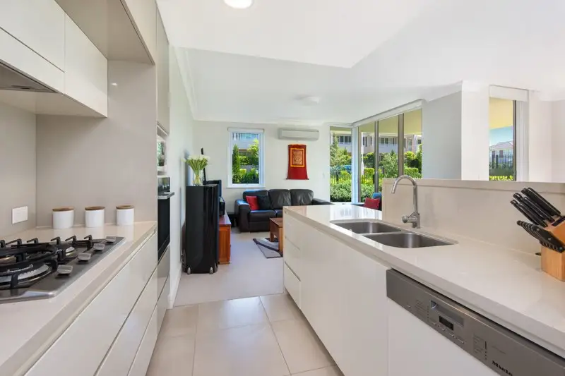 103/2-4 Peninsula Drive, Breakfast Point Sold by Shead Property - image 1