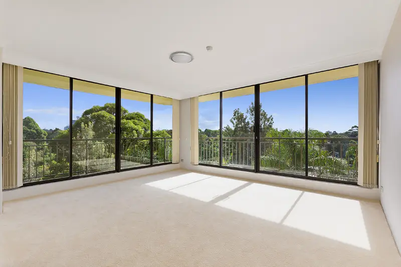 18/2 Francis Road, Artarmon Sold by Shead Property - image 1