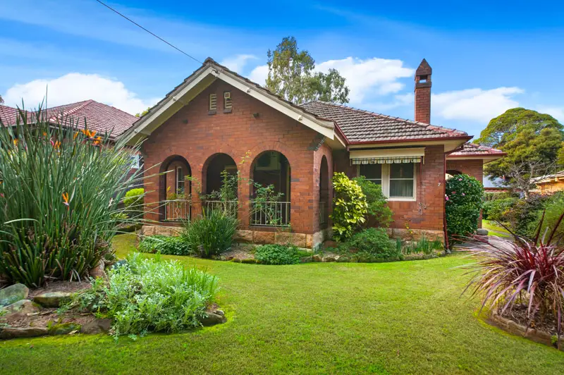 7 Tindale Road, Artarmon Sold by Shead Property - image 1