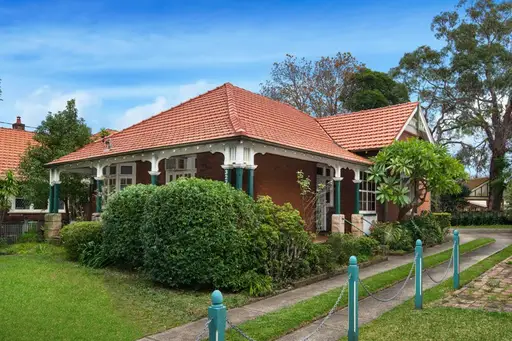 327 Mowbray Road, Chatswood Sold by Shead Property