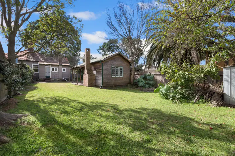 2 Crabbes Avenue, Willoughby Sold by Shead Property - image 1