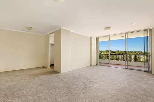 129/2 Artarmon Road, Willoughby Sold by Shead Property