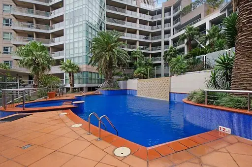 1109/2B Help Street, Chatswood Sold by Shead Property