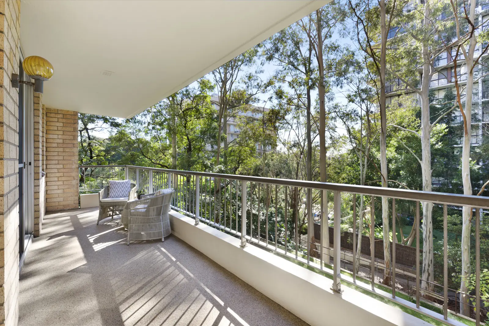 202/4 Francis Road, Artarmon Sold by Shead Property - image 1