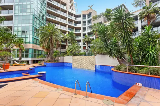 207/2A Help Street, Chatswood Sold by Shead Property