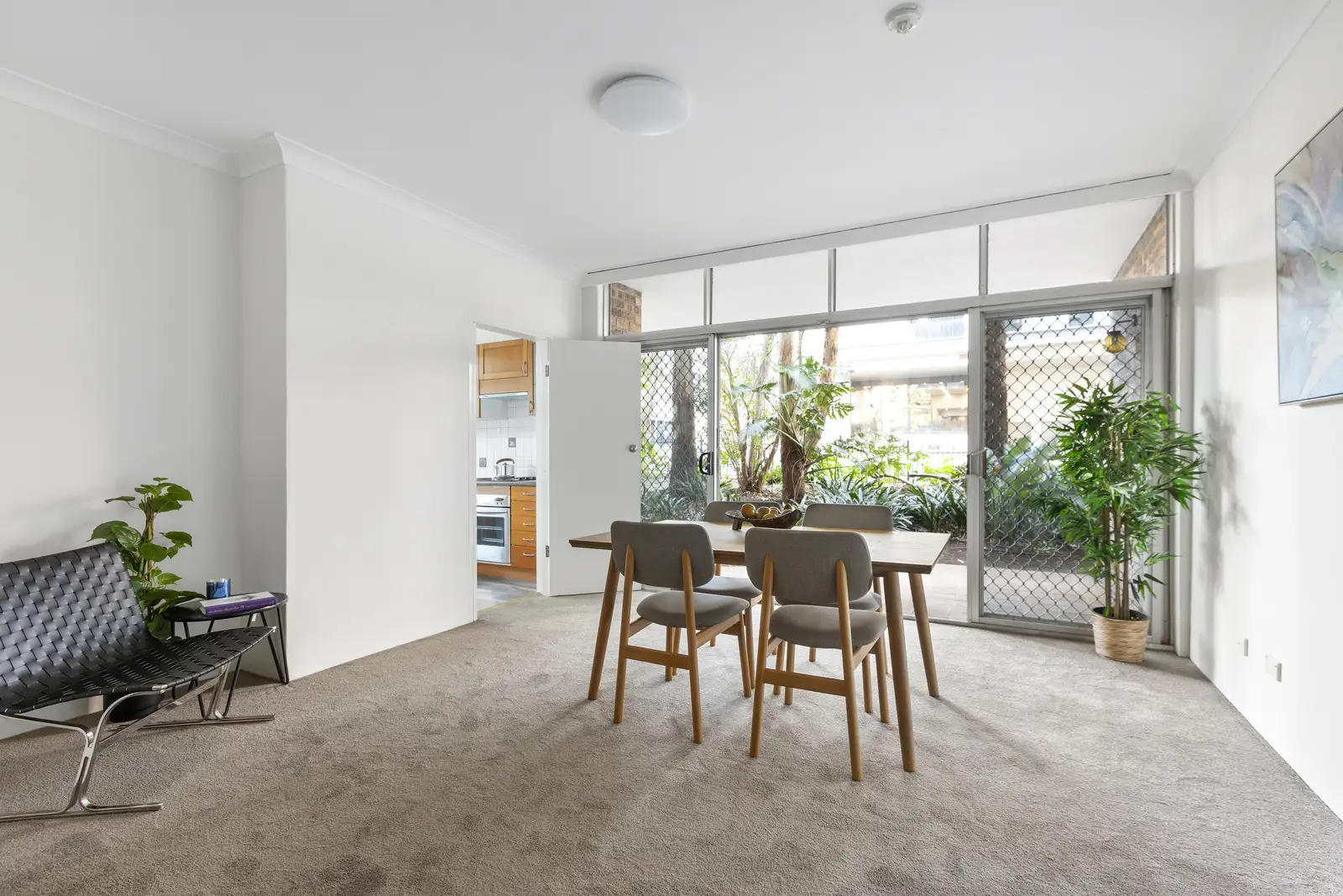 2/96 Albert Avenue, Chatswood Sold by Shead Property - image 1