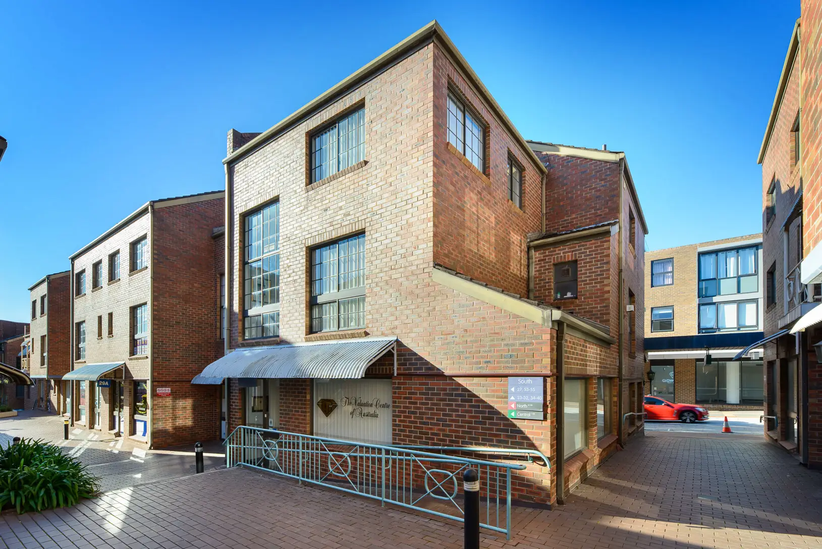 Terrace 33/47 Neridah Street, Chatswood Sold by Shead Property - image 1