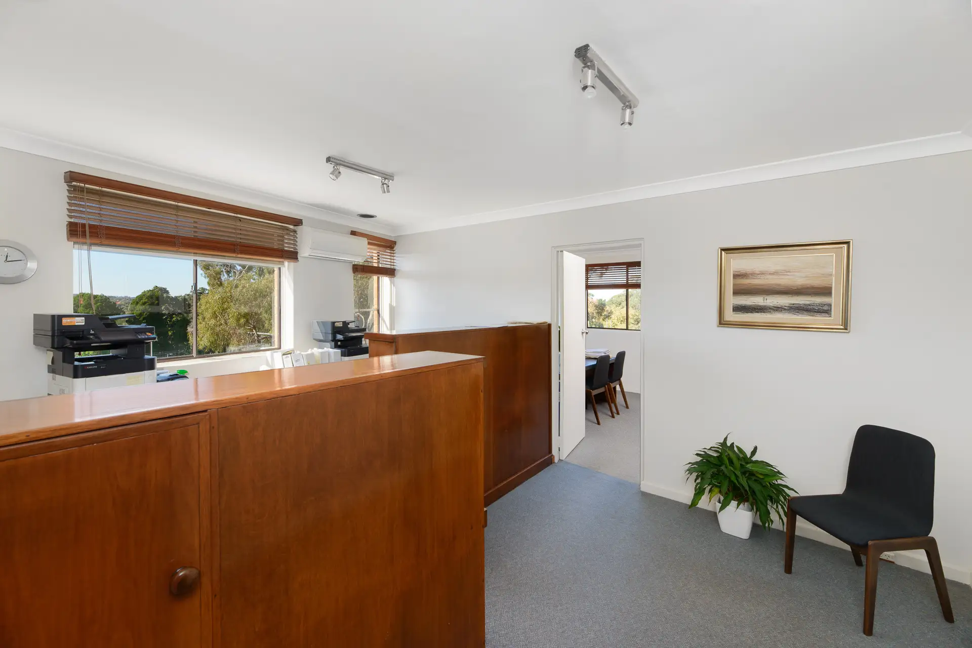 Gordon Leased by Shead Property - image 1