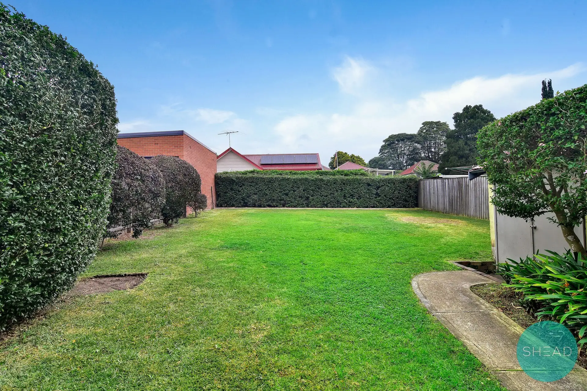 Willoughby Leased by Shead Property - image 1