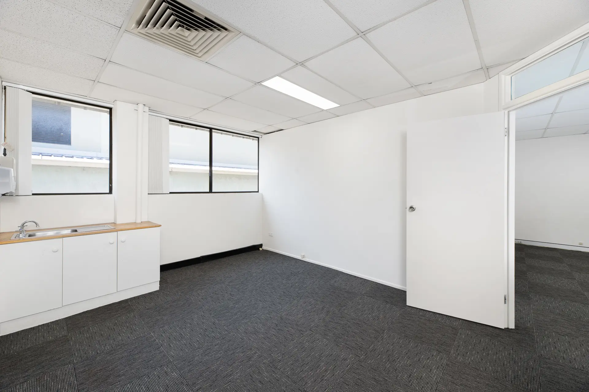 Chatswood Leased by Shead Property - image 1