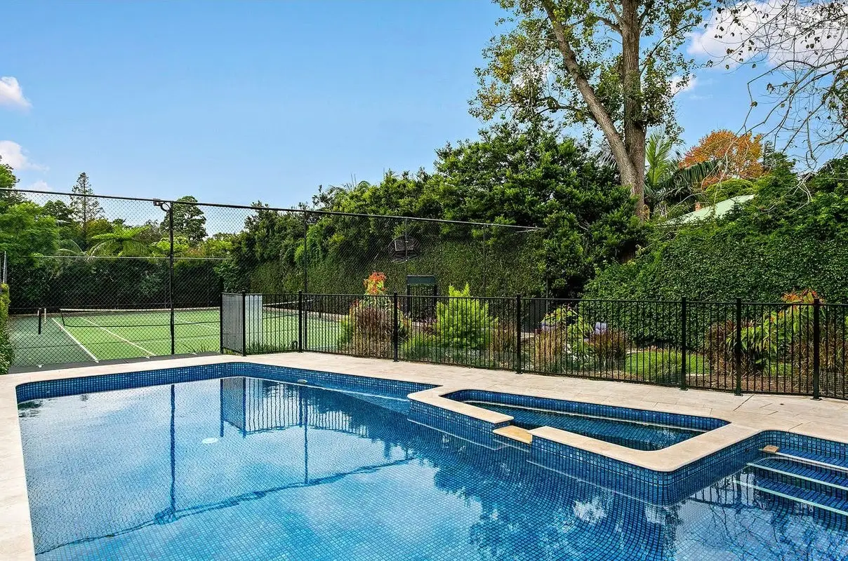 Warrawee Leased by Shead Property - image 1