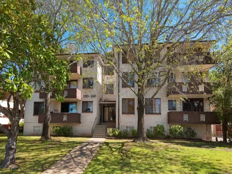 Willoughby Leased by Shead Property - image 1