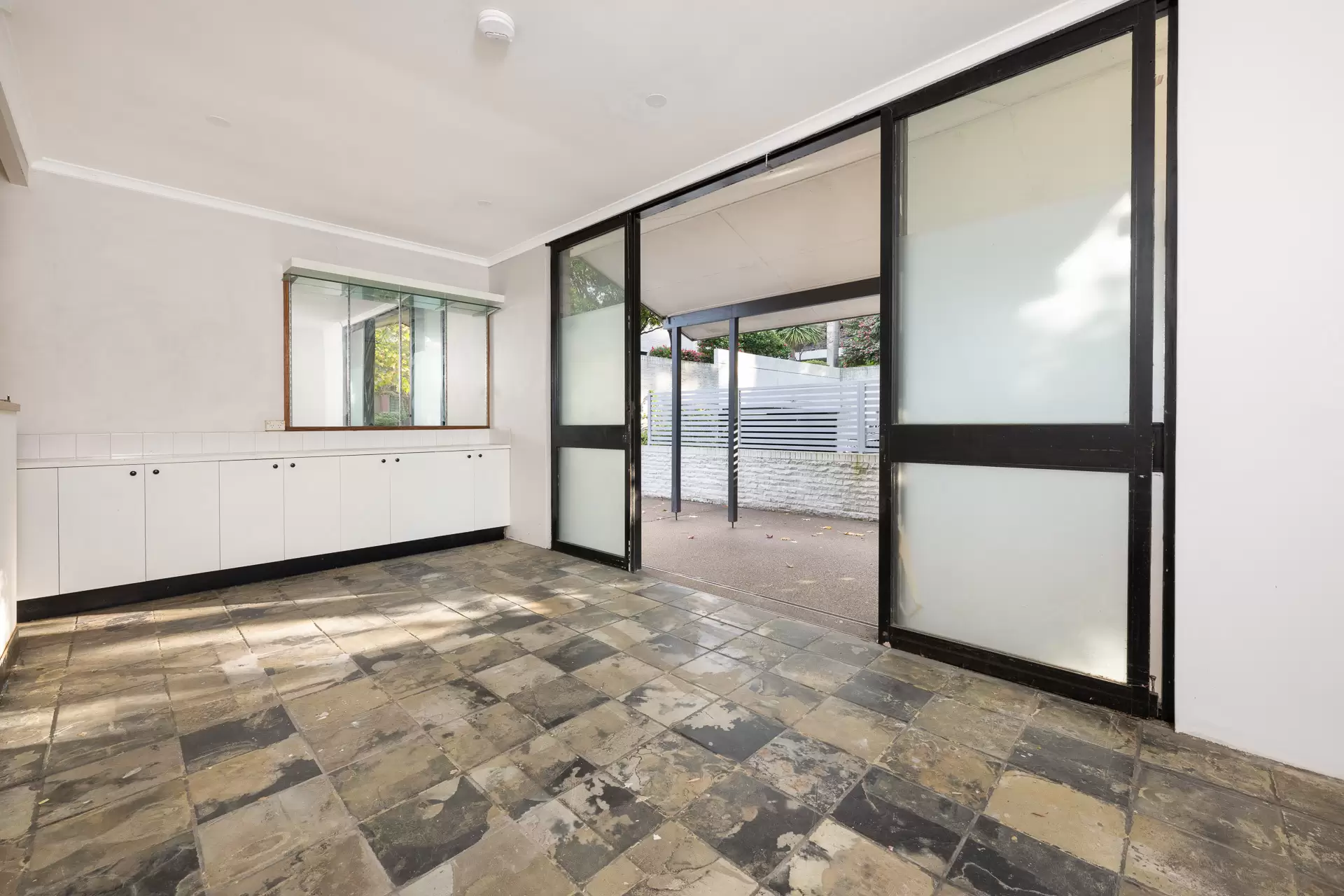 Willoughby Leased by Shead Property - image 1