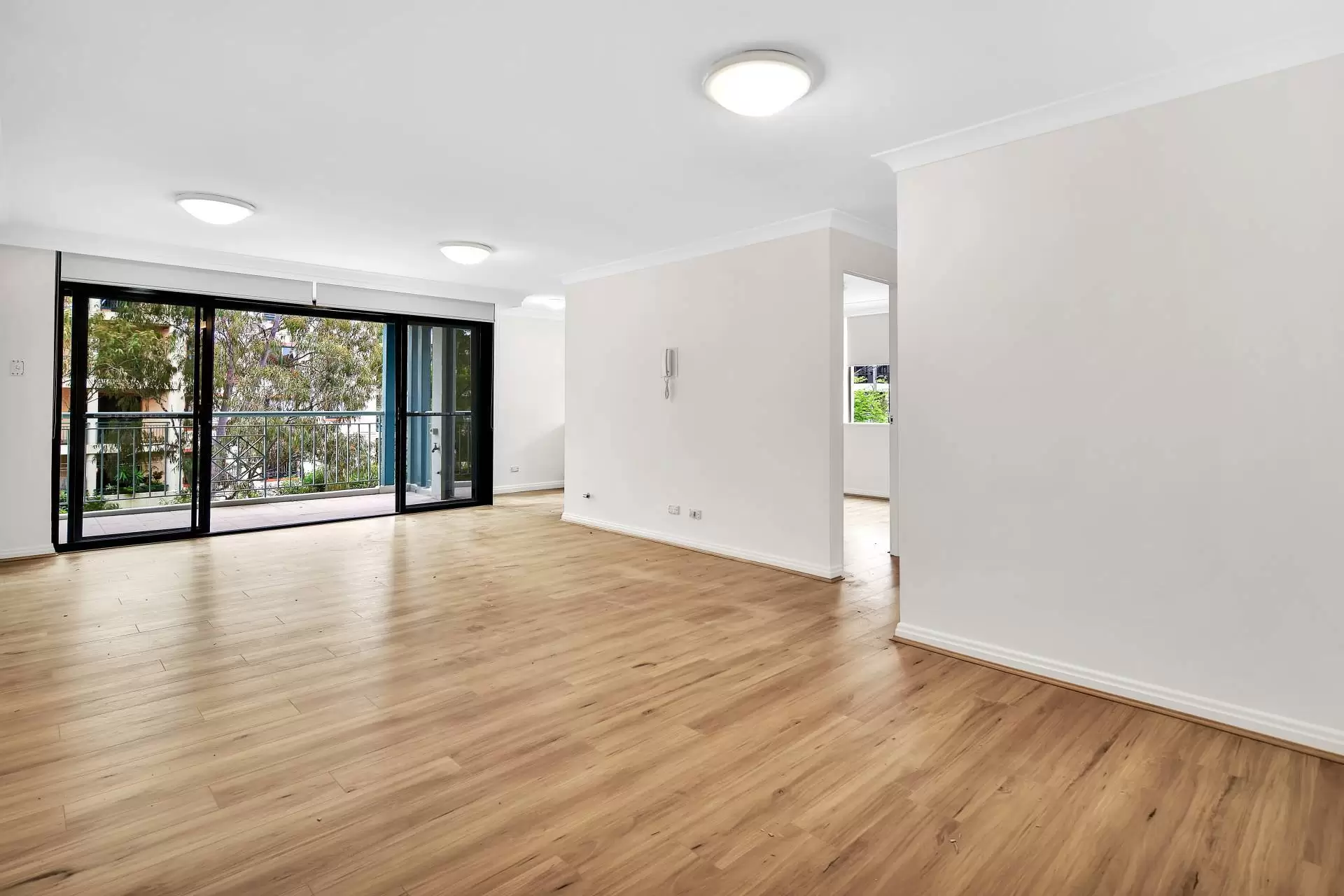 Chatswood Leased by Shead Property - image 1