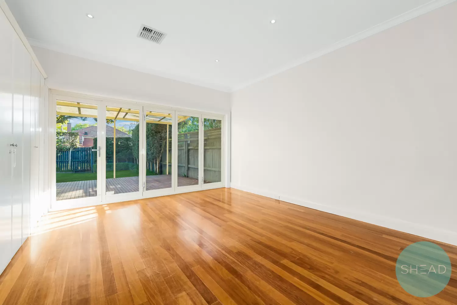 Willoughby Leased by Shead Property - image 1