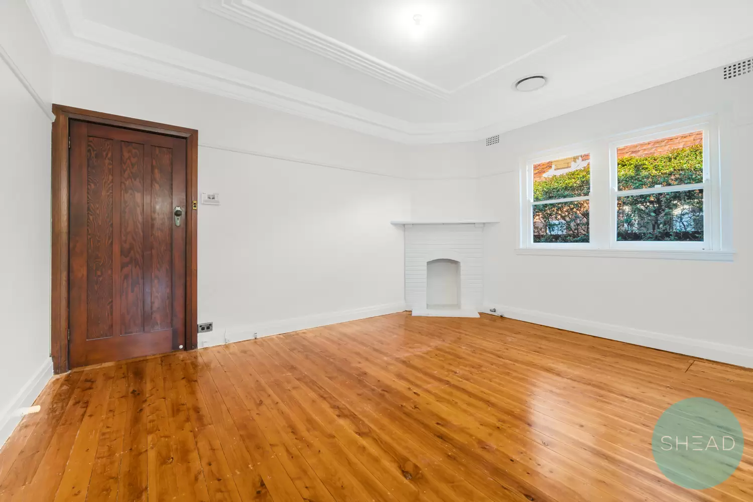 Willoughby Leased by Shead Property - image 1