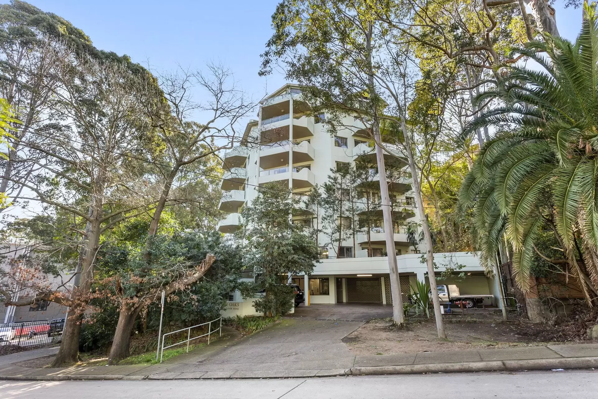 3/1-3 Oliver Road, Chatswood Sold by Shead Property - image 1