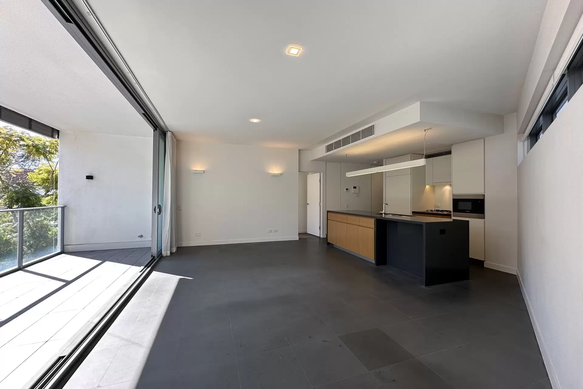 Woolloomooloo Leased by Shead Property - image 1