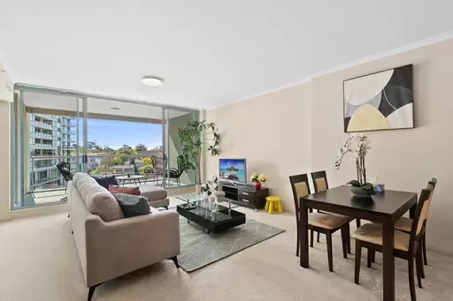 819/2A Help Street, Chatswood Sold by Shead Property