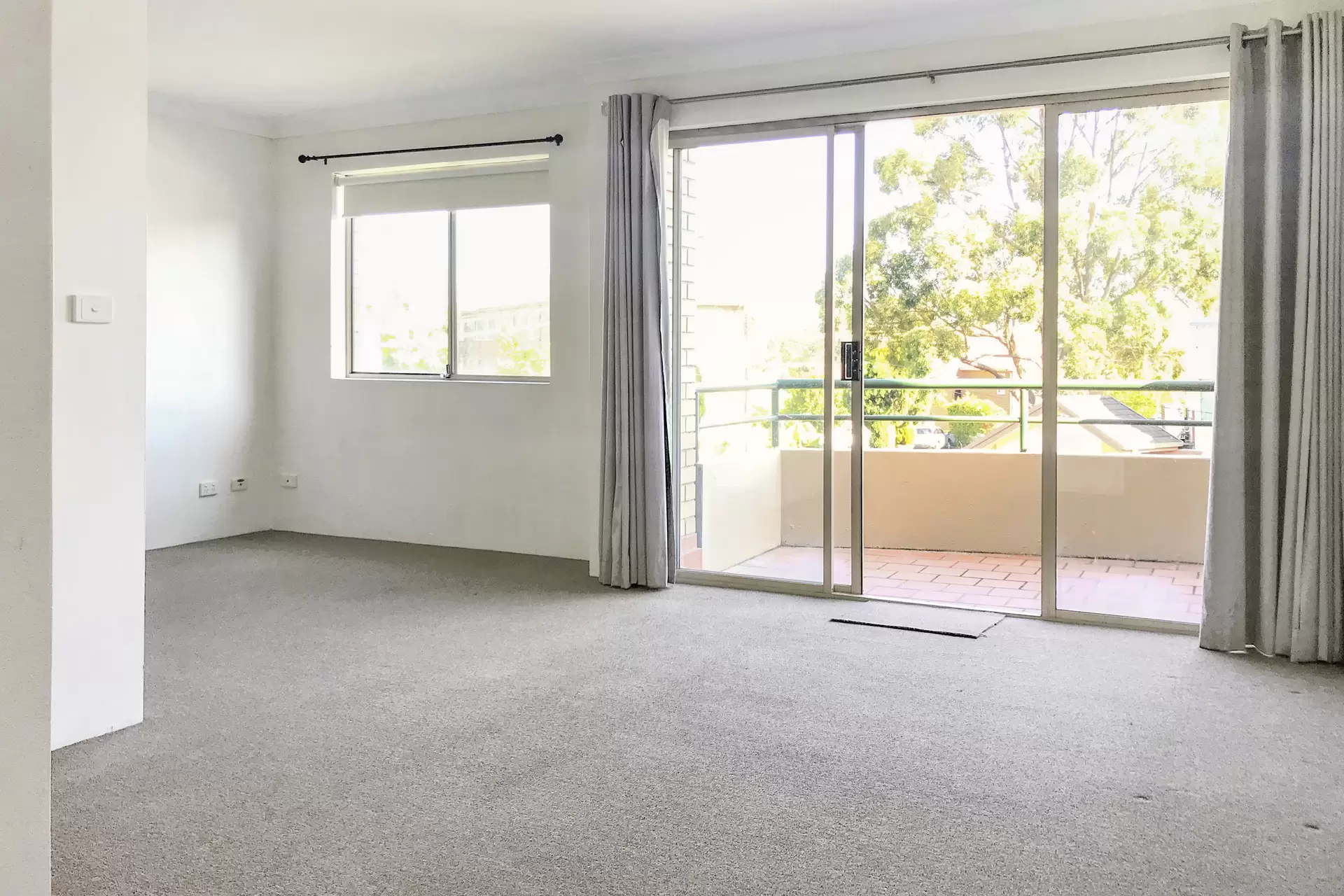 Chatswood Leased by Shead Property - image 1