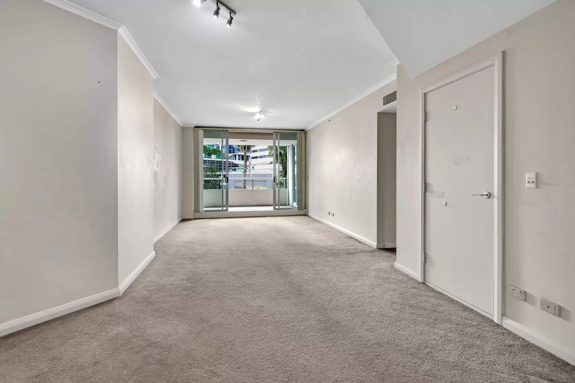 Chatswood Leased by Shead Property - image 1