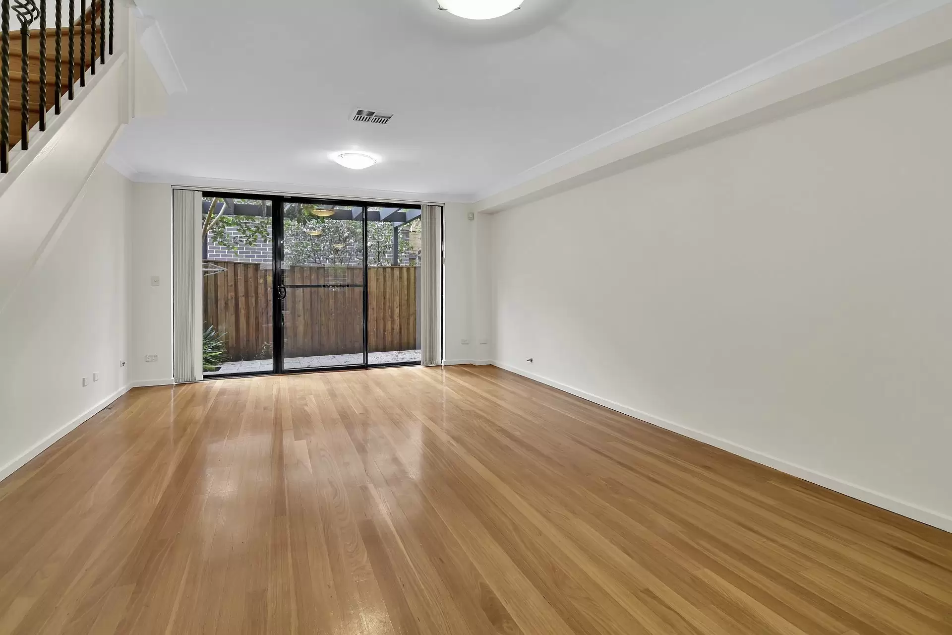 Hunters Hill Leased by Shead Property - image 1