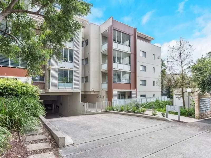 Warrawee Leased by Shead Property - image 1