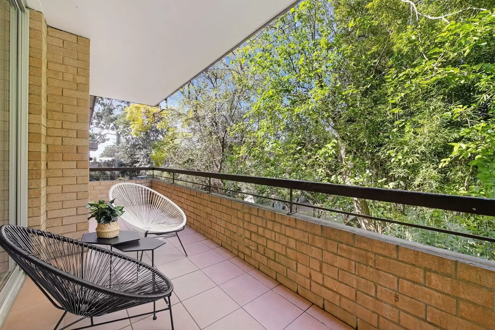 Chatswood Leased by Shead Property - image 1