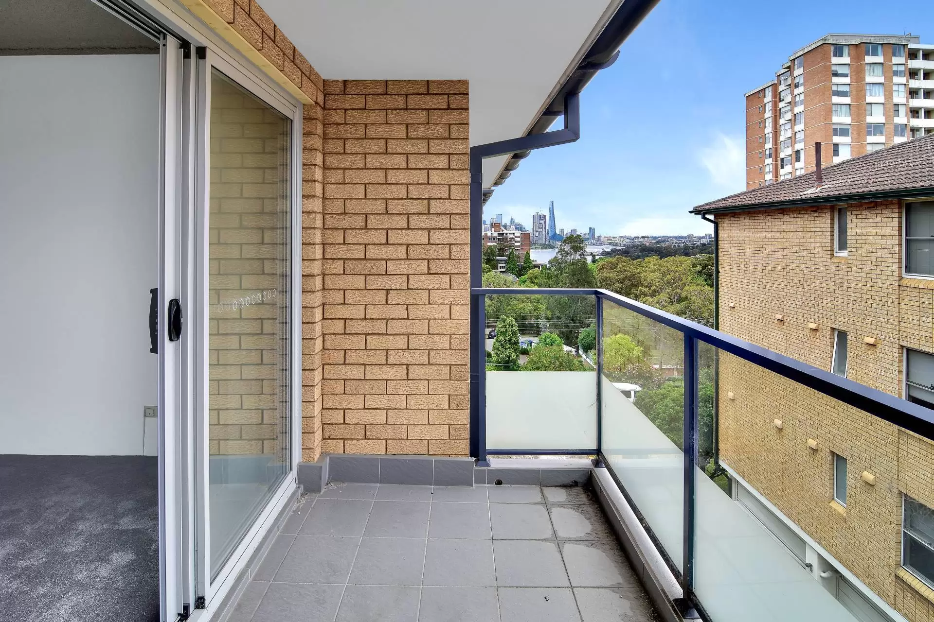 Waverton Leased by Shead Property - image 1