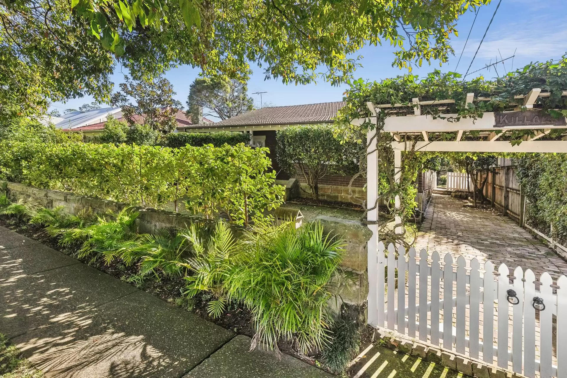 61 Baringa Road, Northbridge Sold by Shead Property - image 1