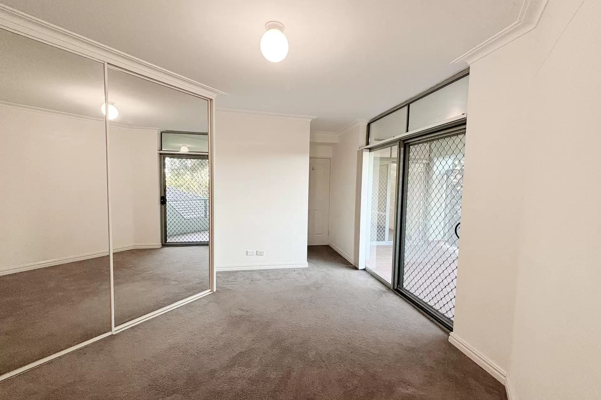 Chatswood Leased by Shead Property - image 1