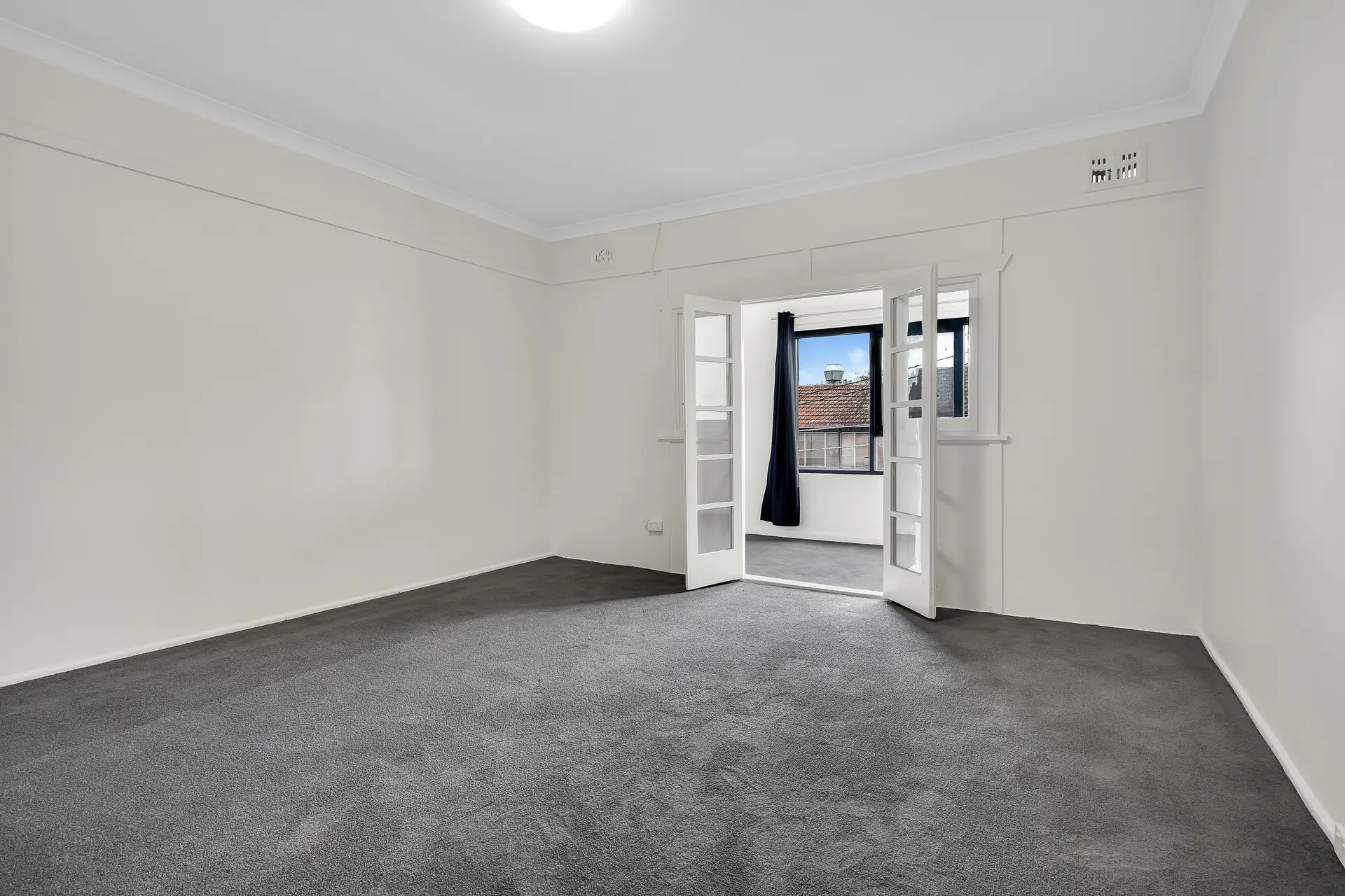 Willoughby Leased by Shead Property - image 1