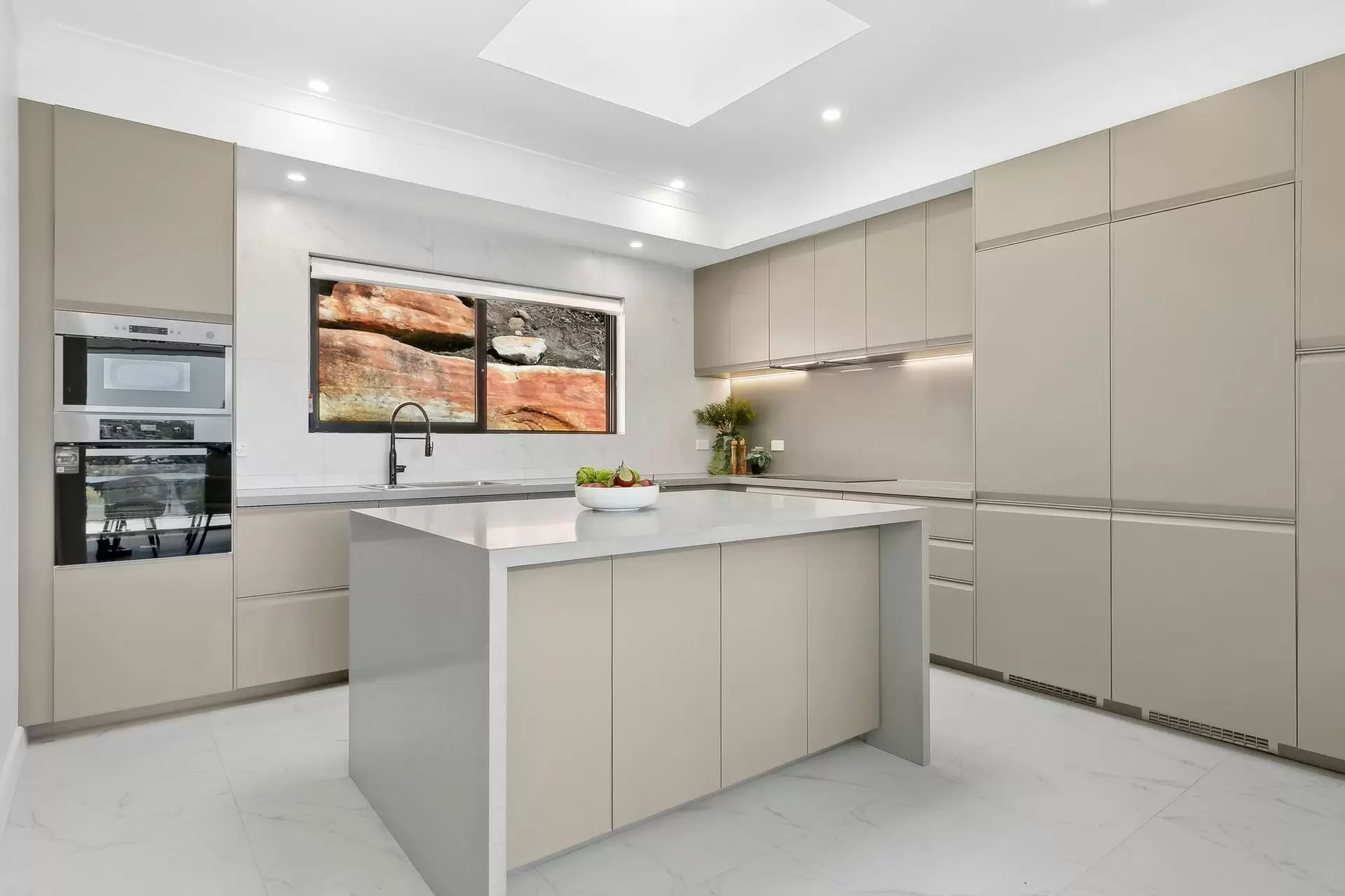 20A The Tor Walk, Castlecrag Auction by Shead Property - image 1