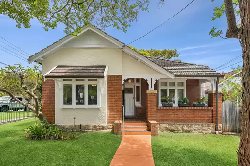 76 Fullers Road, Chatswood Auction by Shead Property