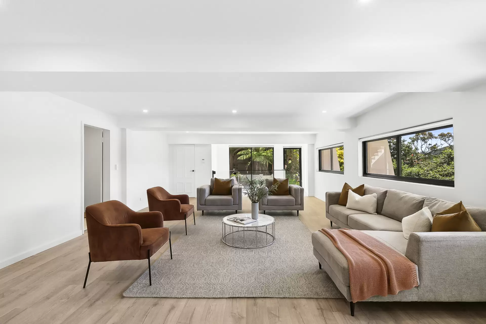 Castlecrag Leased by Shead Property - image 1