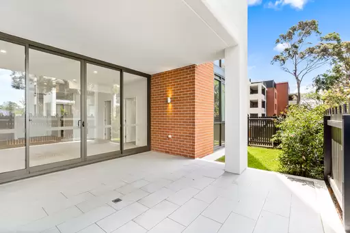 4/5 Victoria Street, Roseville For Lease by Shead Property