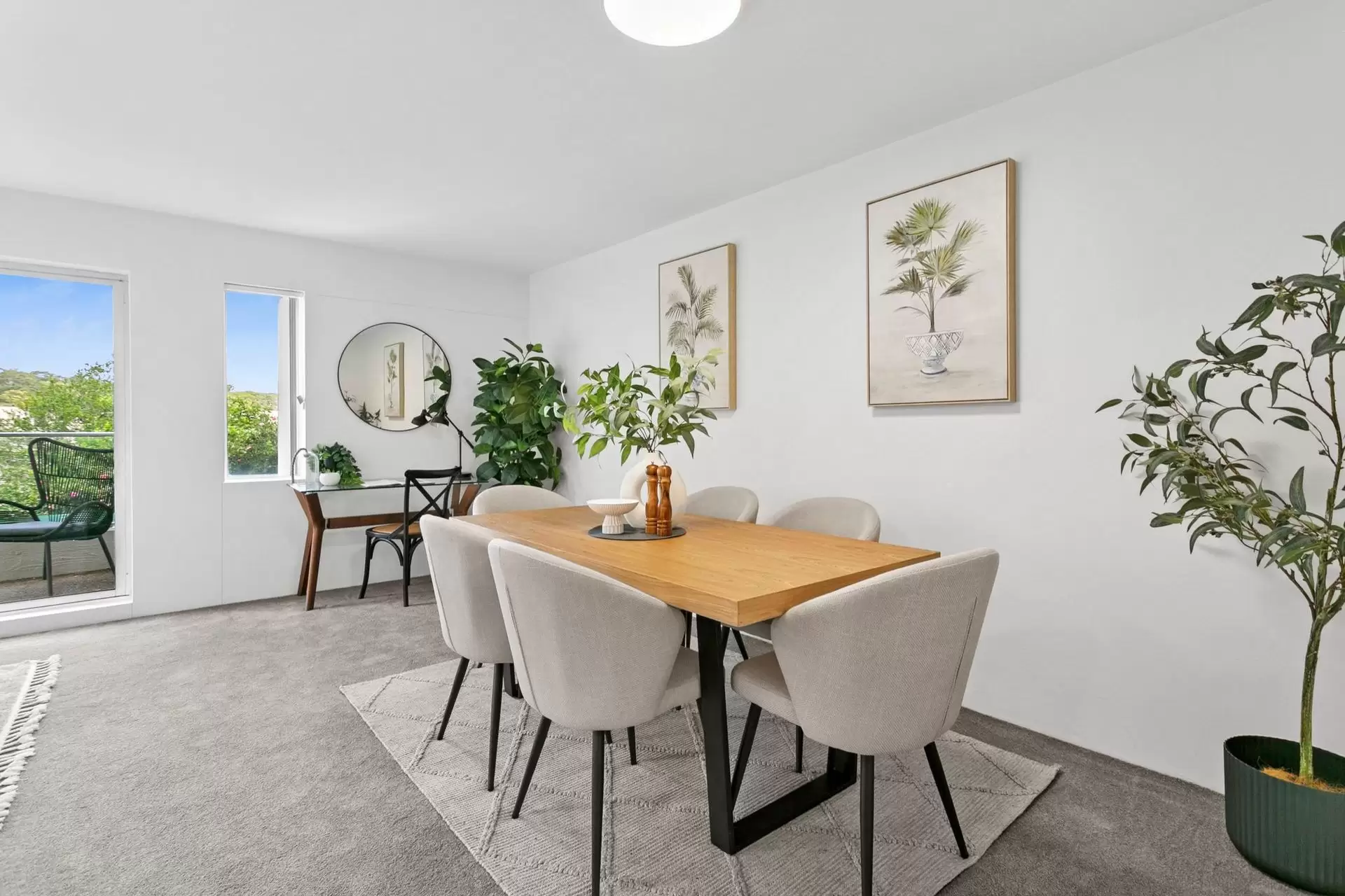 8/4 Munro Street, McMahons Point Auction by Shead Property - image 1